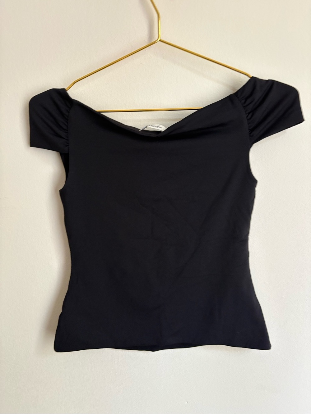 Aritzia Original Contour Ravish Top Black Off-Shoulder Camisole Blouse - Picture 3 of 5